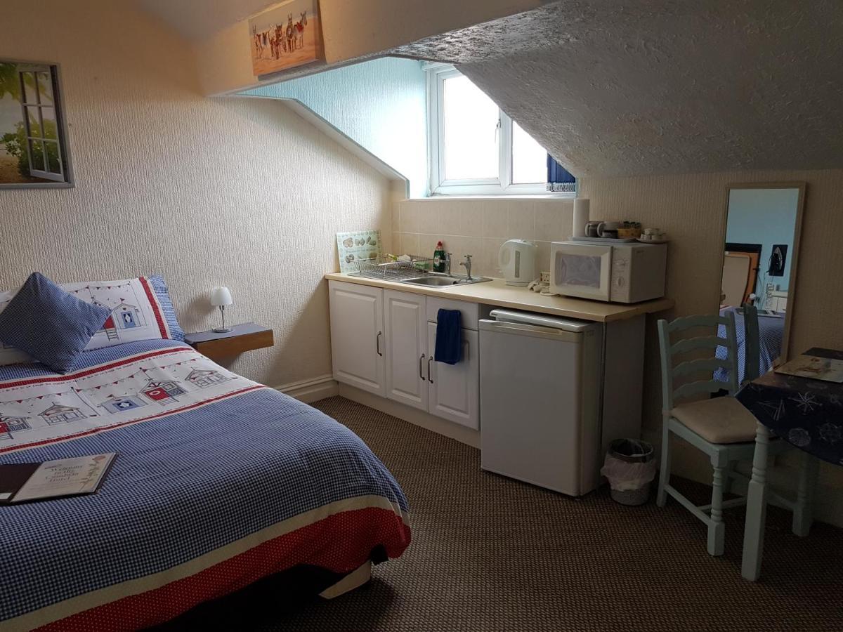 Cumbria Guest House リザム・セント・アンズ エクステリア 写真