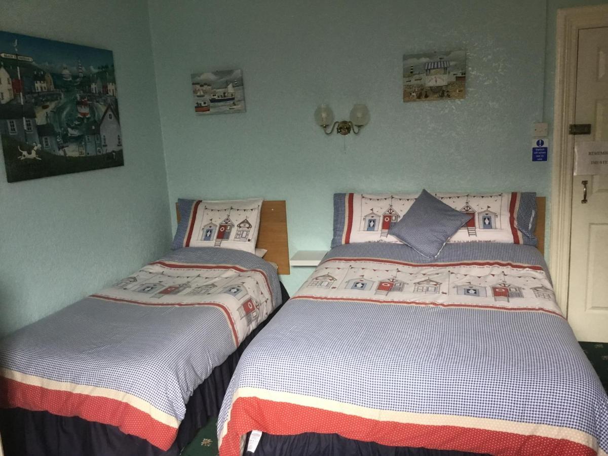 Cumbria Guest House リザム・セント・アンズ エクステリア 写真