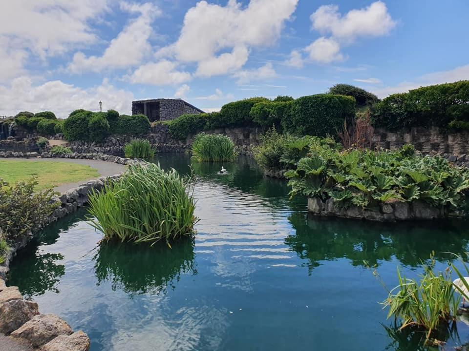 Cumbria Guest House リザム・セント・アンズ エクステリア 写真
