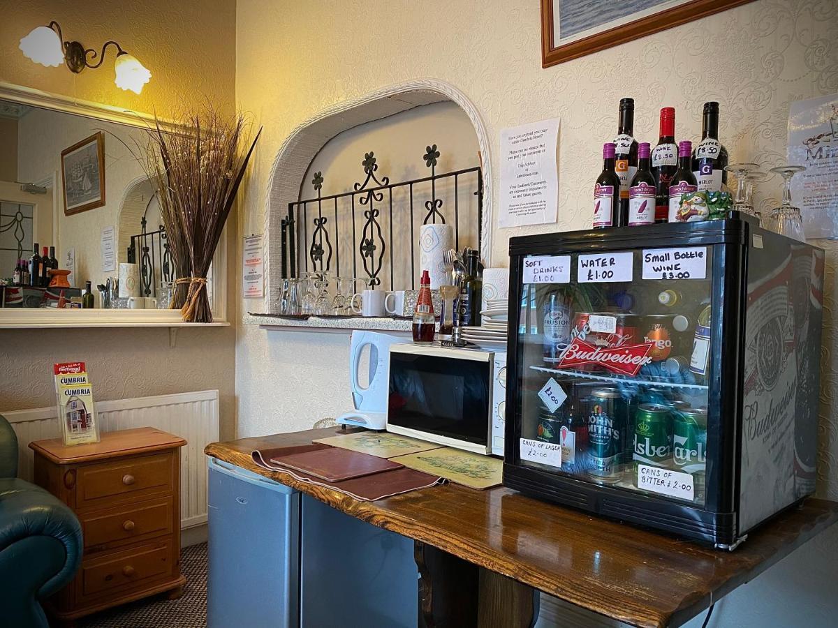 Cumbria Guest House リザム・セント・アンズ エクステリア 写真