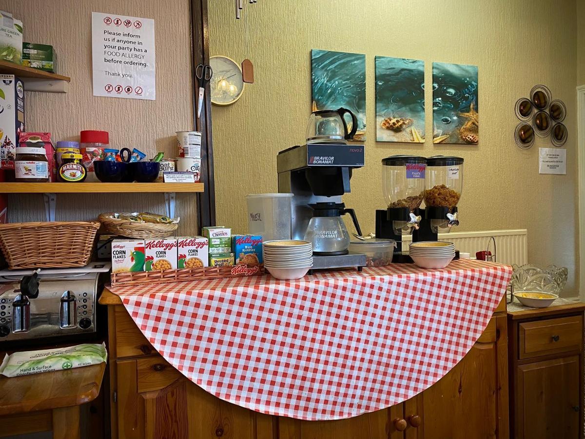 Cumbria Guest House リザム・セント・アンズ エクステリア 写真