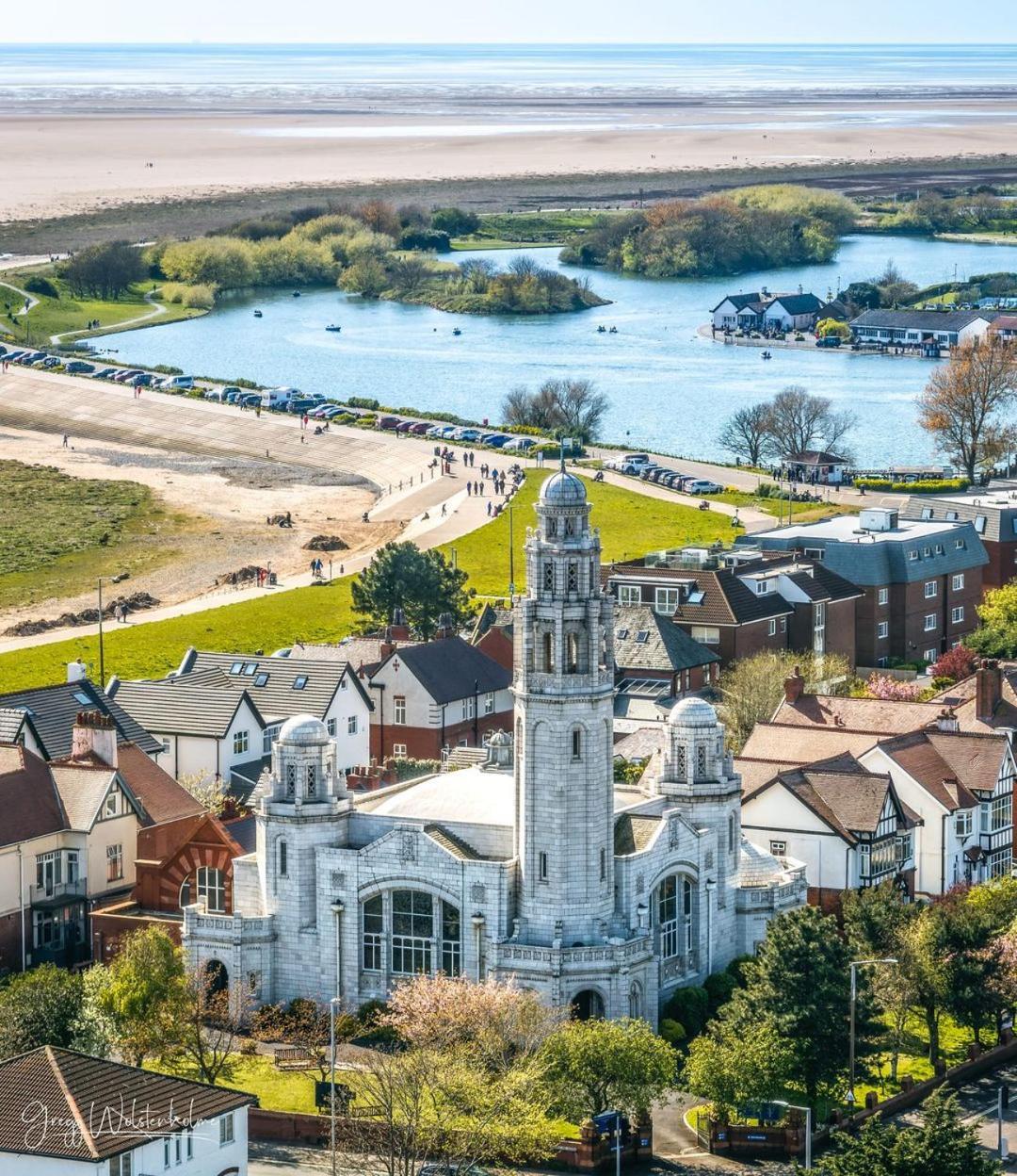 Cumbria Guest House リザム・セント・アンズ エクステリア 写真